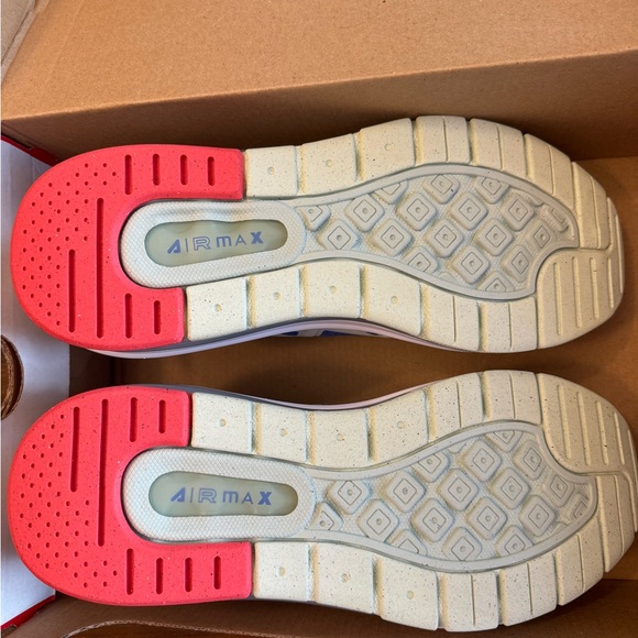 Air Max Genome in White Lime Ice - Picture 3 of 10